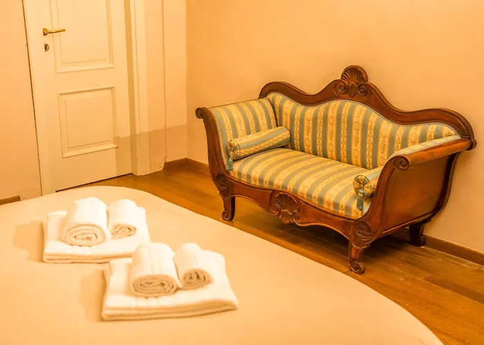 Il Gallo - Charming Apt In The Heart Of Lucca